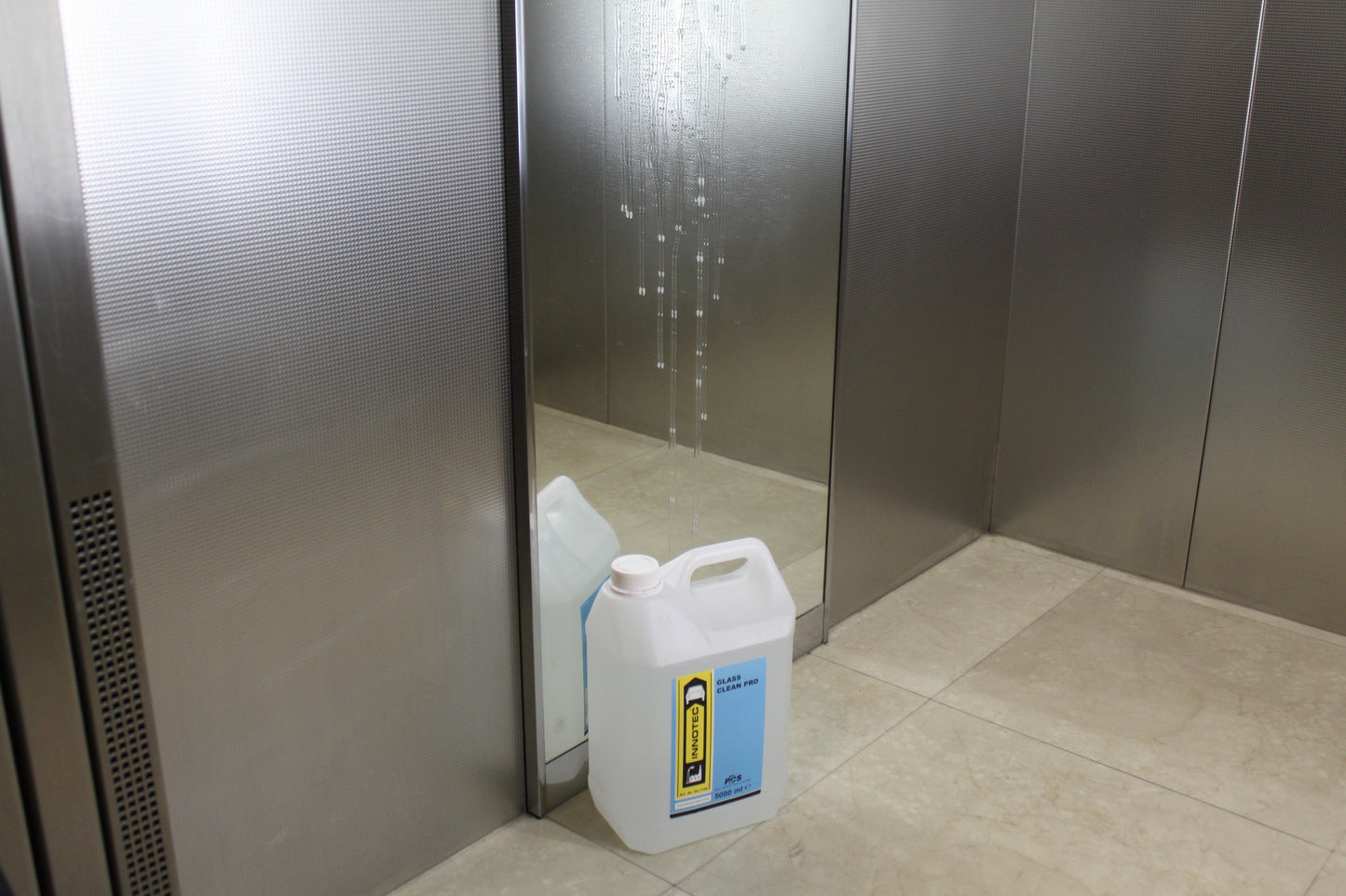 Innotec Glass Clean Pro Streifenfreier Glasreiniger