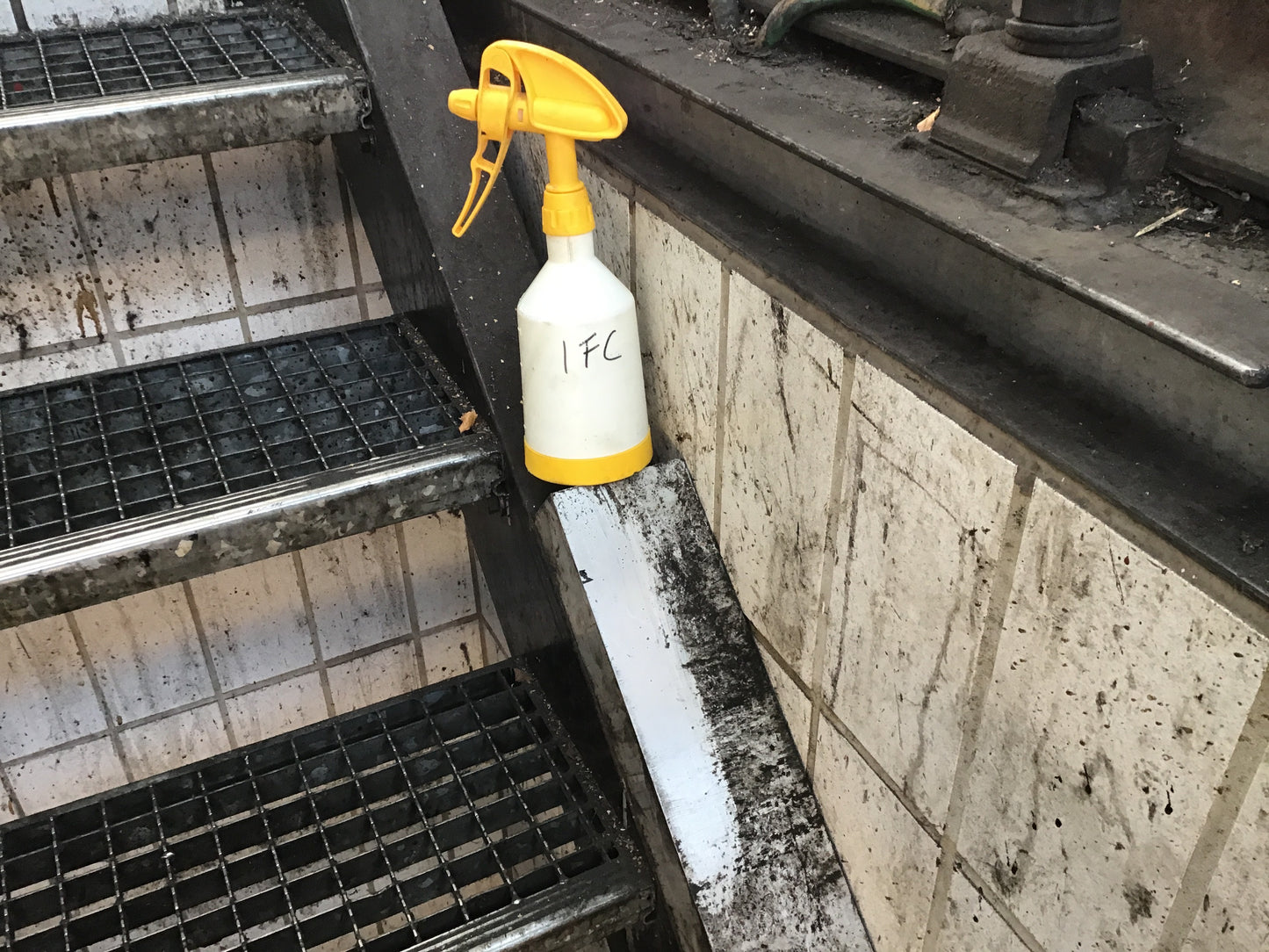 Innotec Industrial Floor Cleaner Kraftvoller ökologischer Bodenreiniger