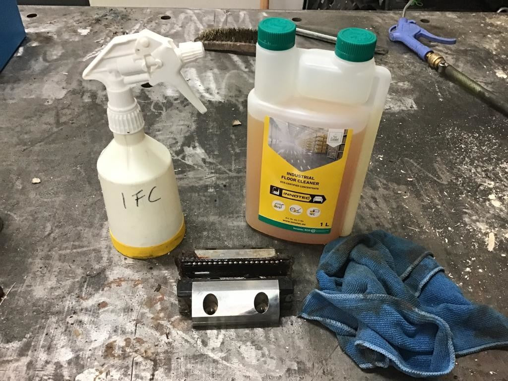 Innotec Industrial Floor Cleaner Kraftvoller ökologischer Bodenreiniger